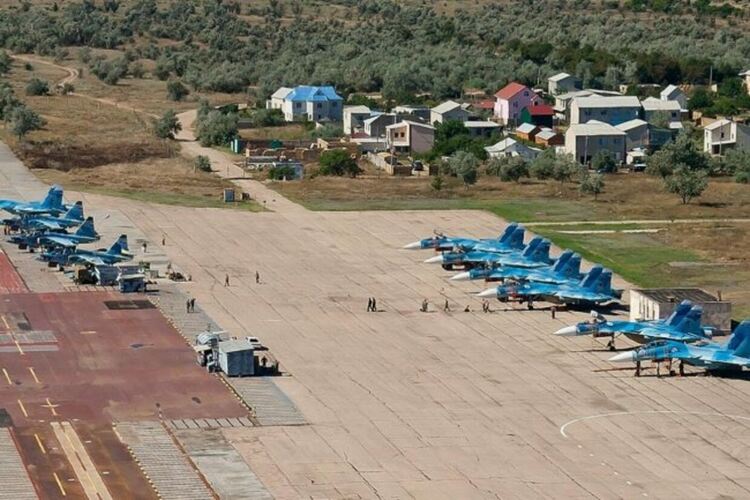 Украйна удари главното военно летище в Крим, Русия изстреля „Кинжал“ по база на украинските ВВС
