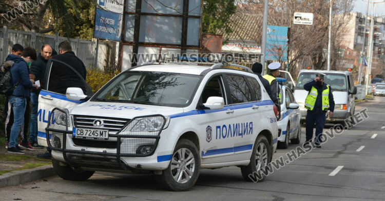 Задаржаха две момчета на 18 и 21 години за кражба на кола