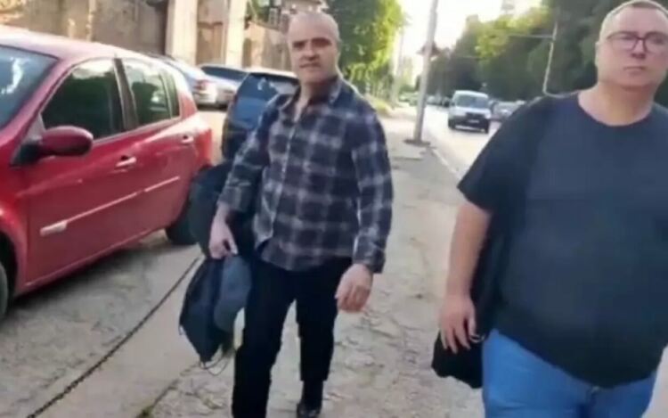 Шефът на затвора е искал свобода само за Брендо и още един осъден