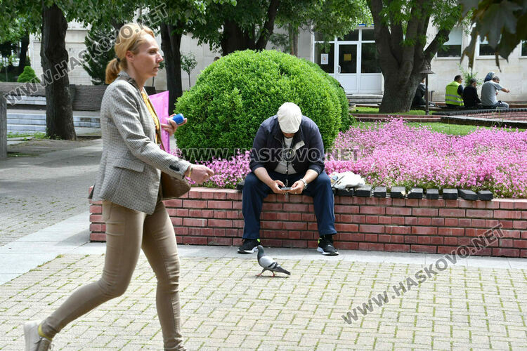 Слънце, облаци и дъжд във вторник