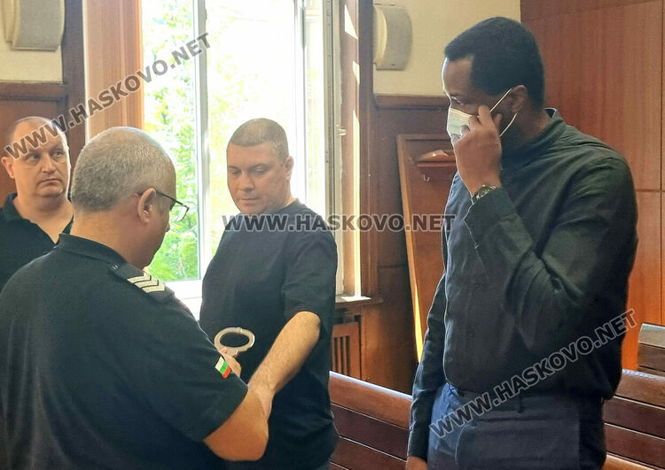 Окръжният съд в Хасково остави в ареста обвиняемите по делото за близо 206 кг кокаин на „Капитан Андреево“