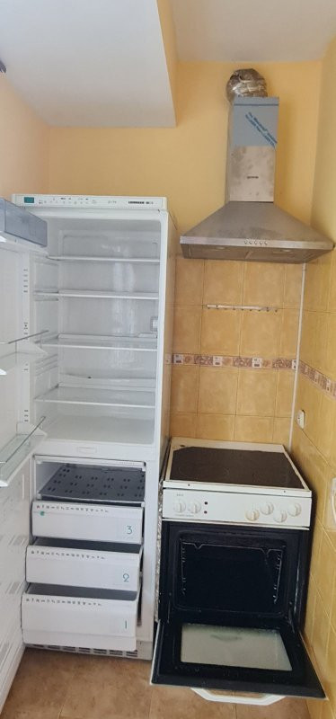 монолитен идеален център